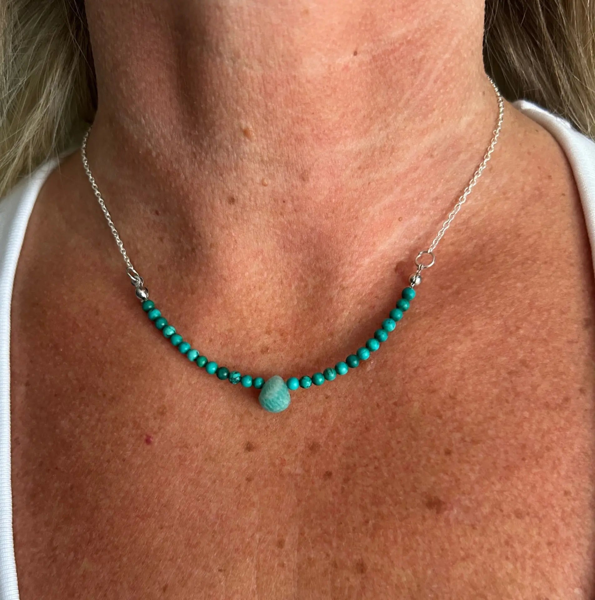 Collier Goutte de pluie https://www.b-tao.be/