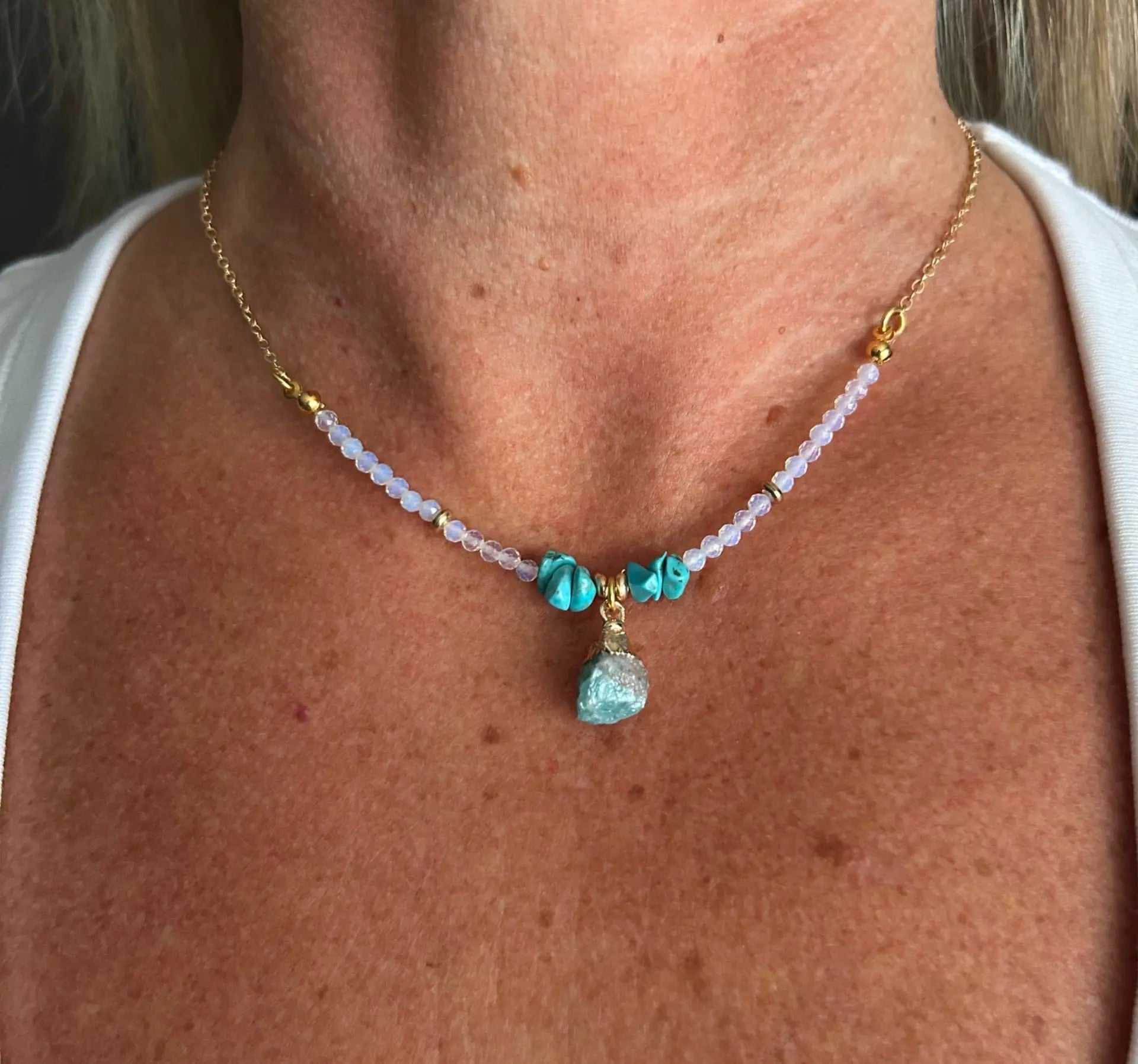 Collier Pépite Bleue https://www.b-tao.be/