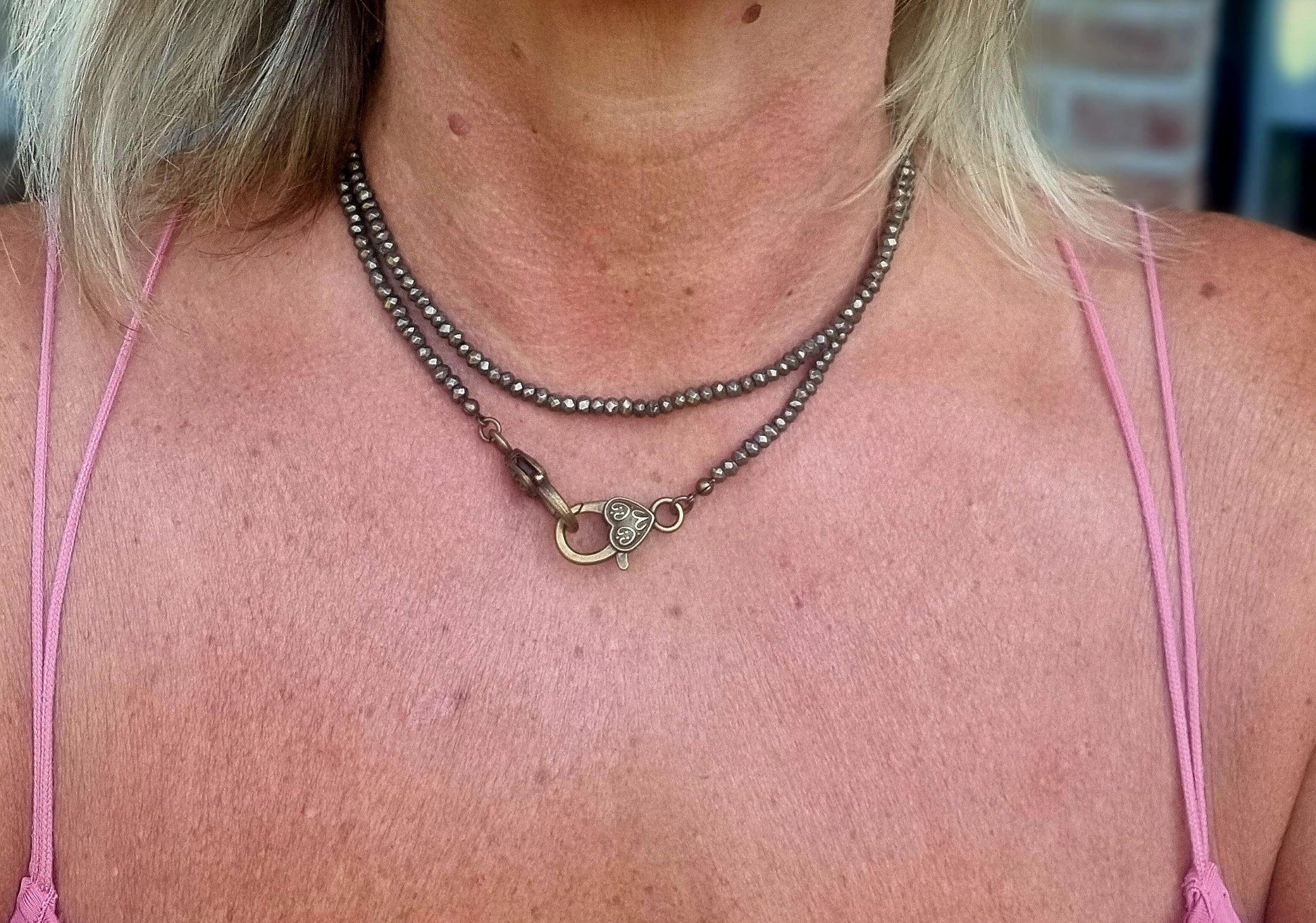 Collier "Mahasiah" https://www.b-tao.be/