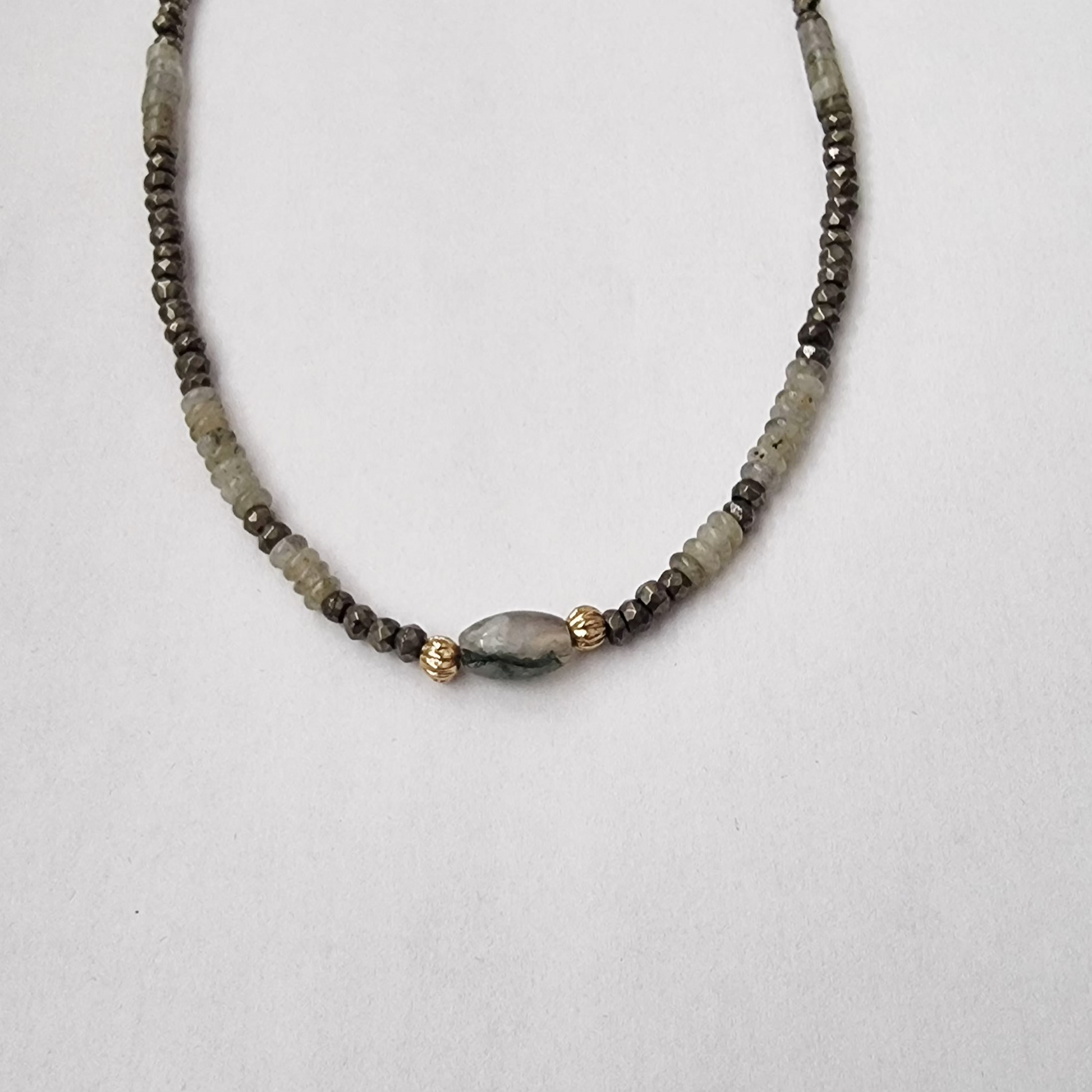 collier " https://www.b-tao.be/