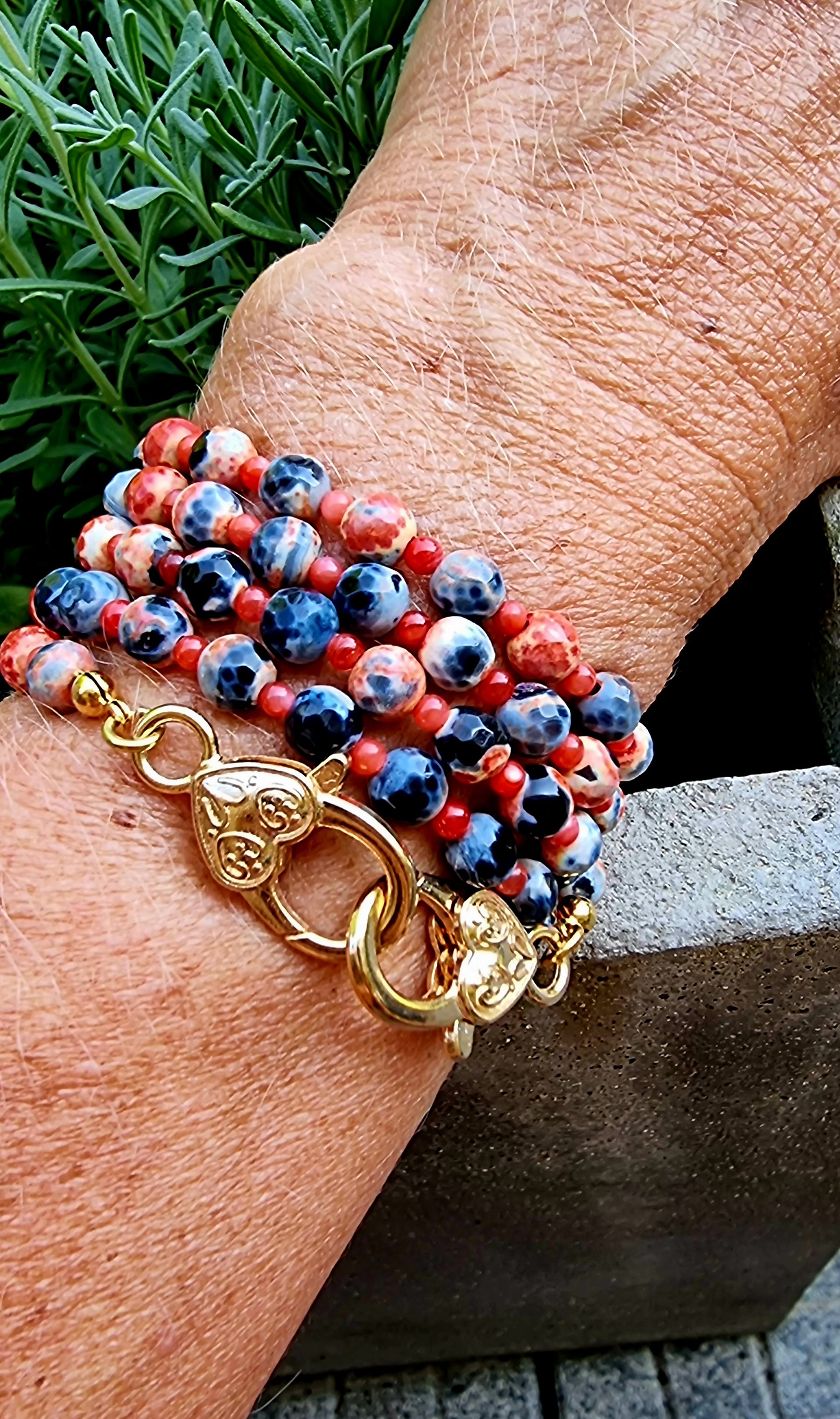 Collier "Mahasiah" https://www.b-tao.be/