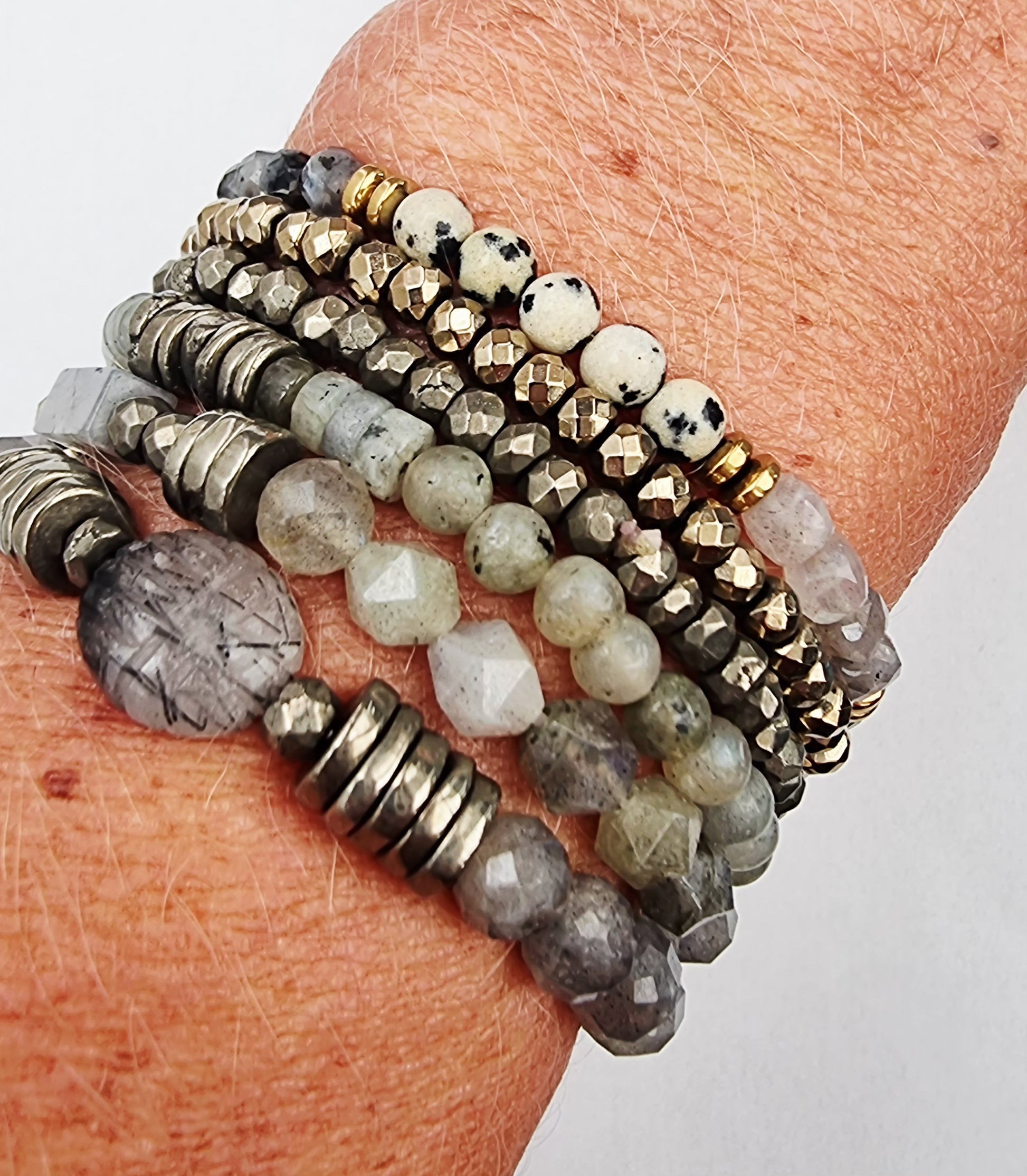 Bracelet Hématite Dorée Rêve d'Or https://www.b-tao.be/