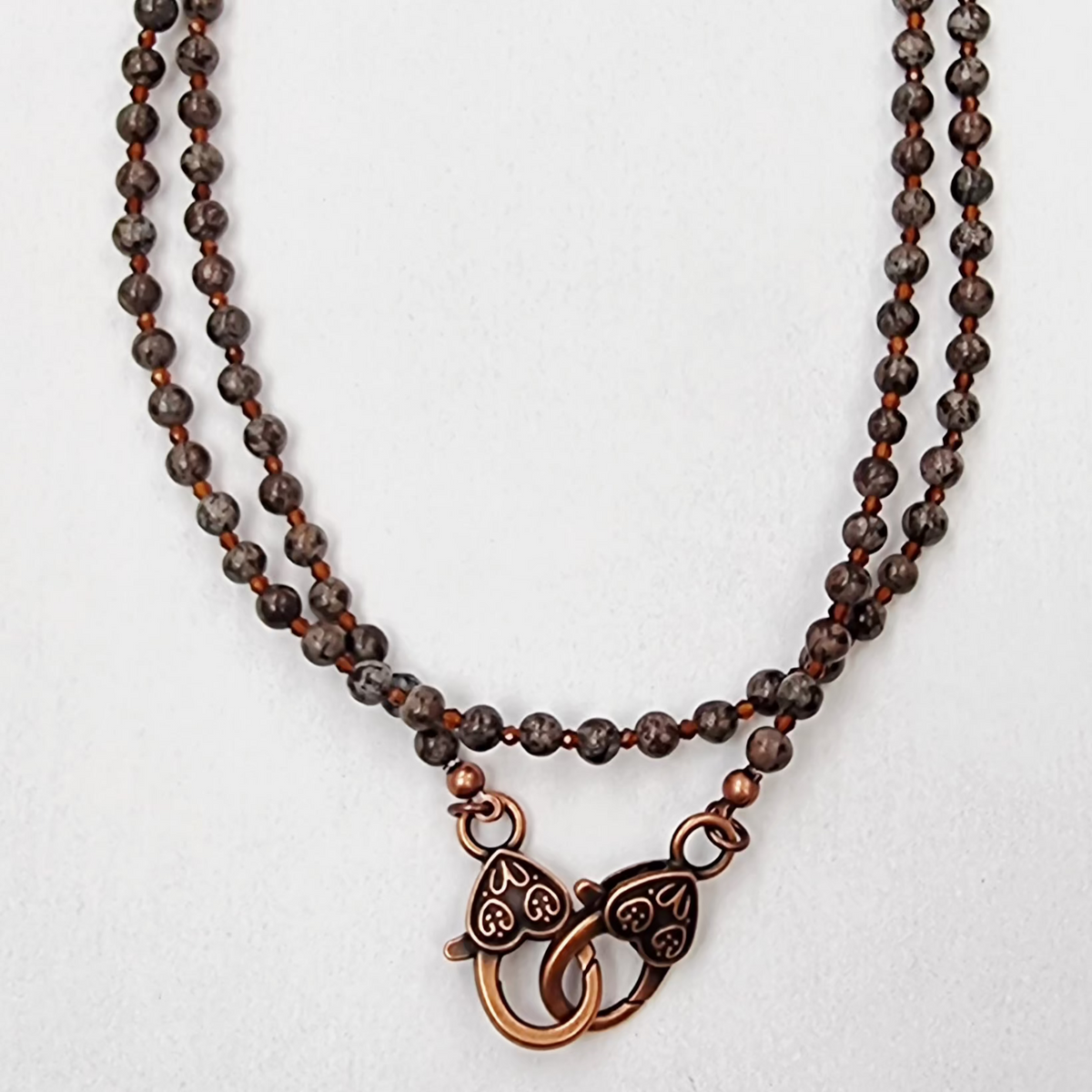 collier "Mahasiah Coeur de Terre" https://www.b-tao.be/