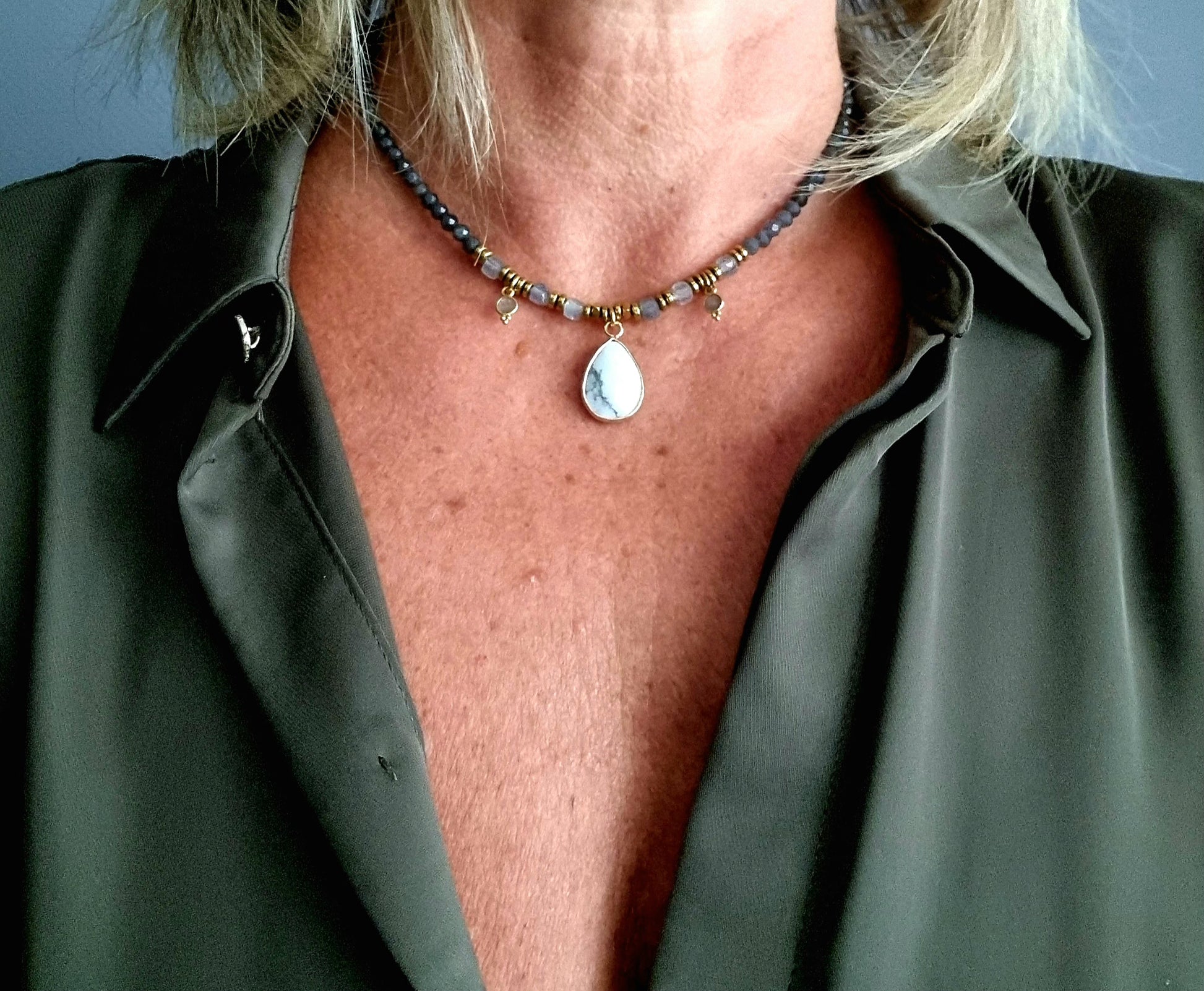 collier "Ombre et Pureté" https://www.b-tao.be/