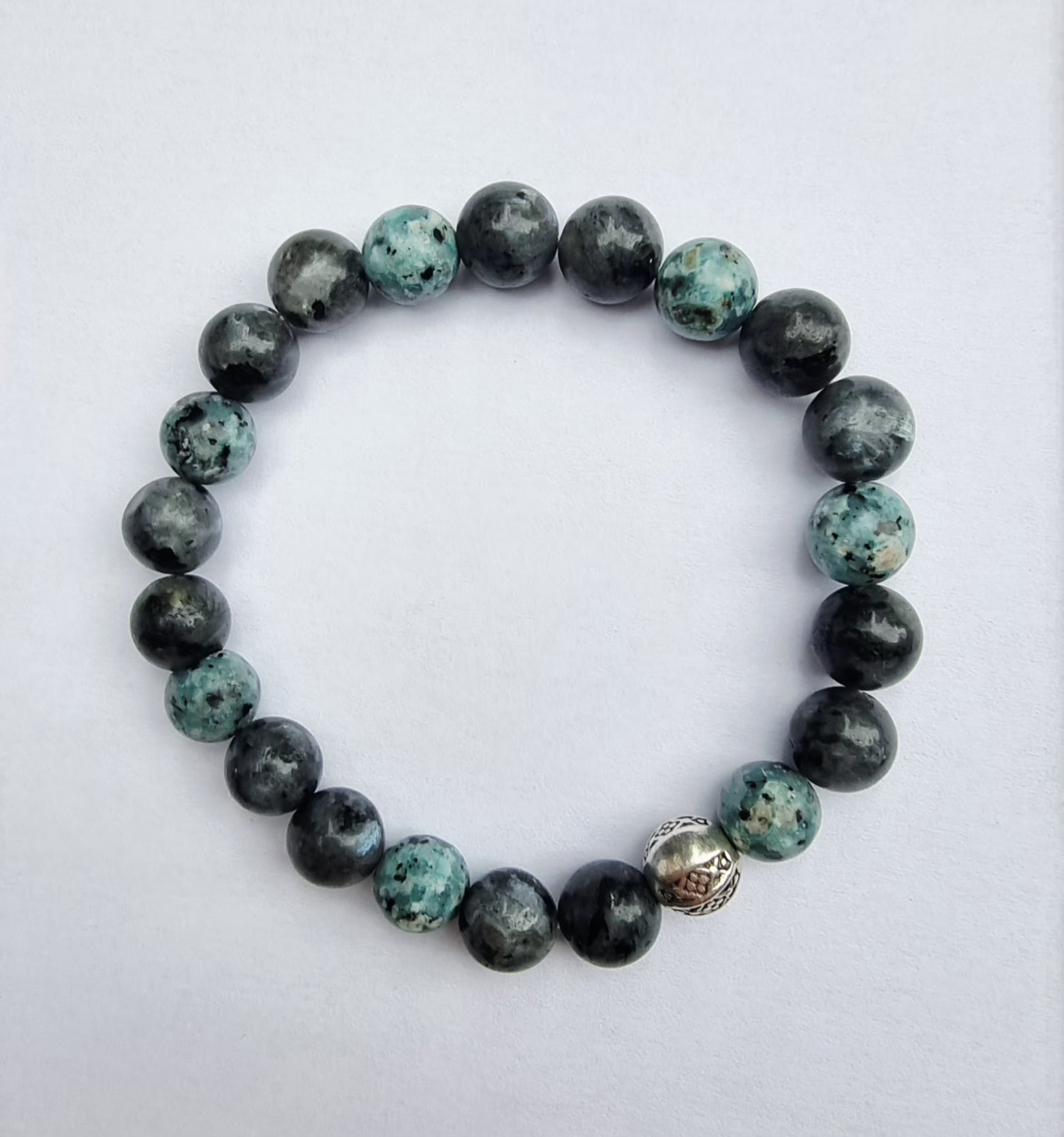bracelet https://www.b-tao.be/