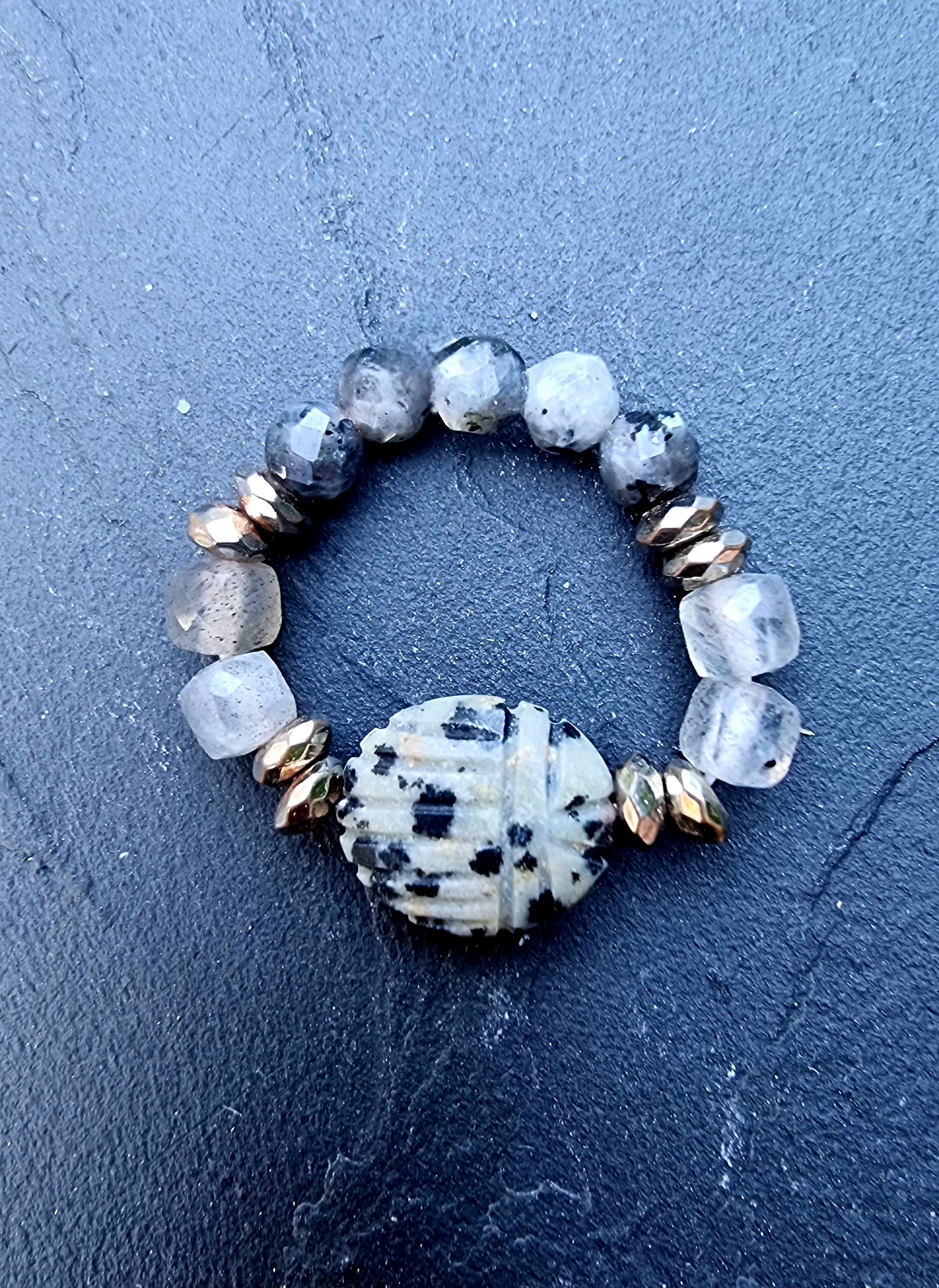 Bague " Scarabée d'Ombre " https://www.b-tao.be/