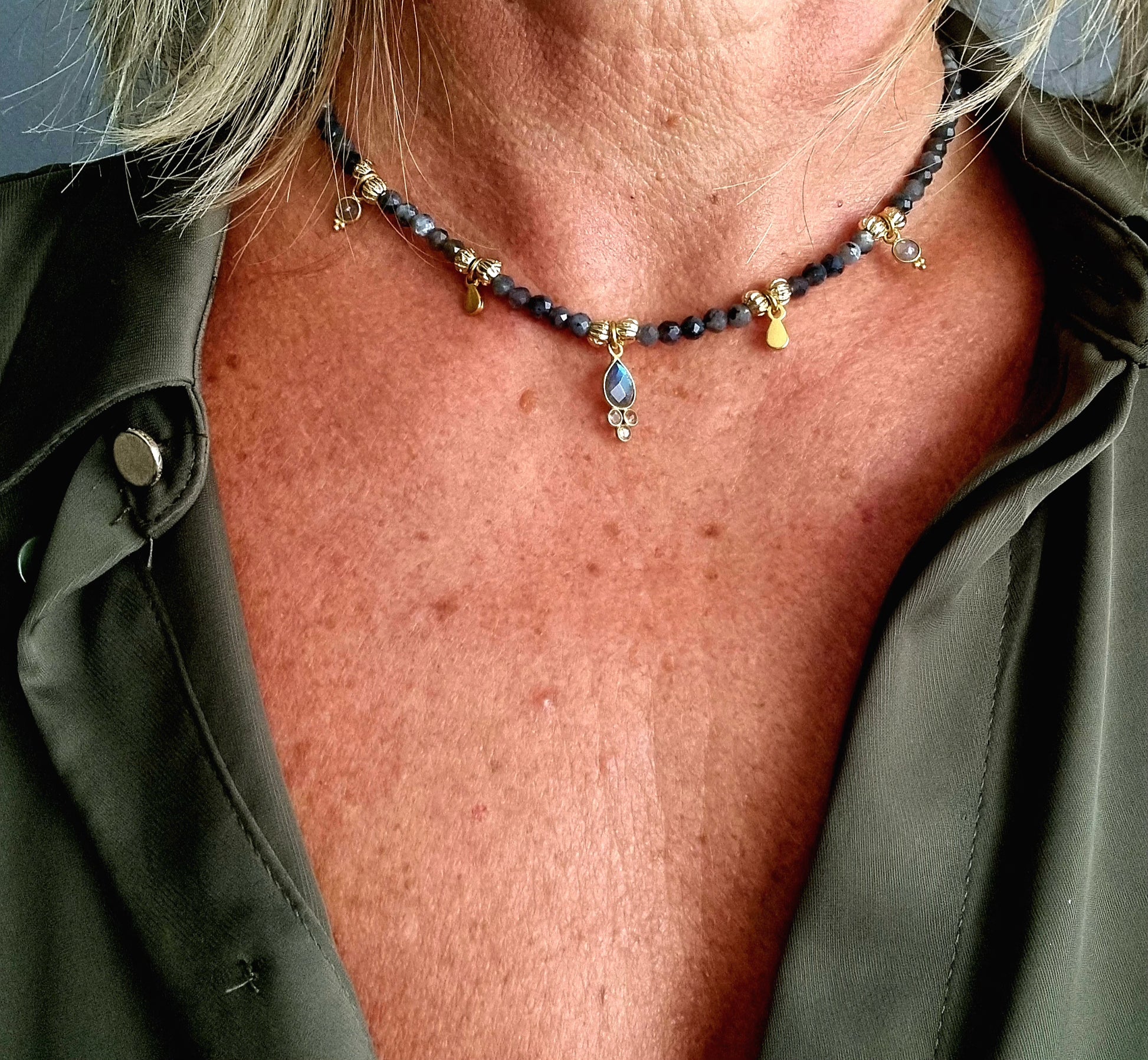 collier " Larmes Dorées " https://www.b-tao.be/