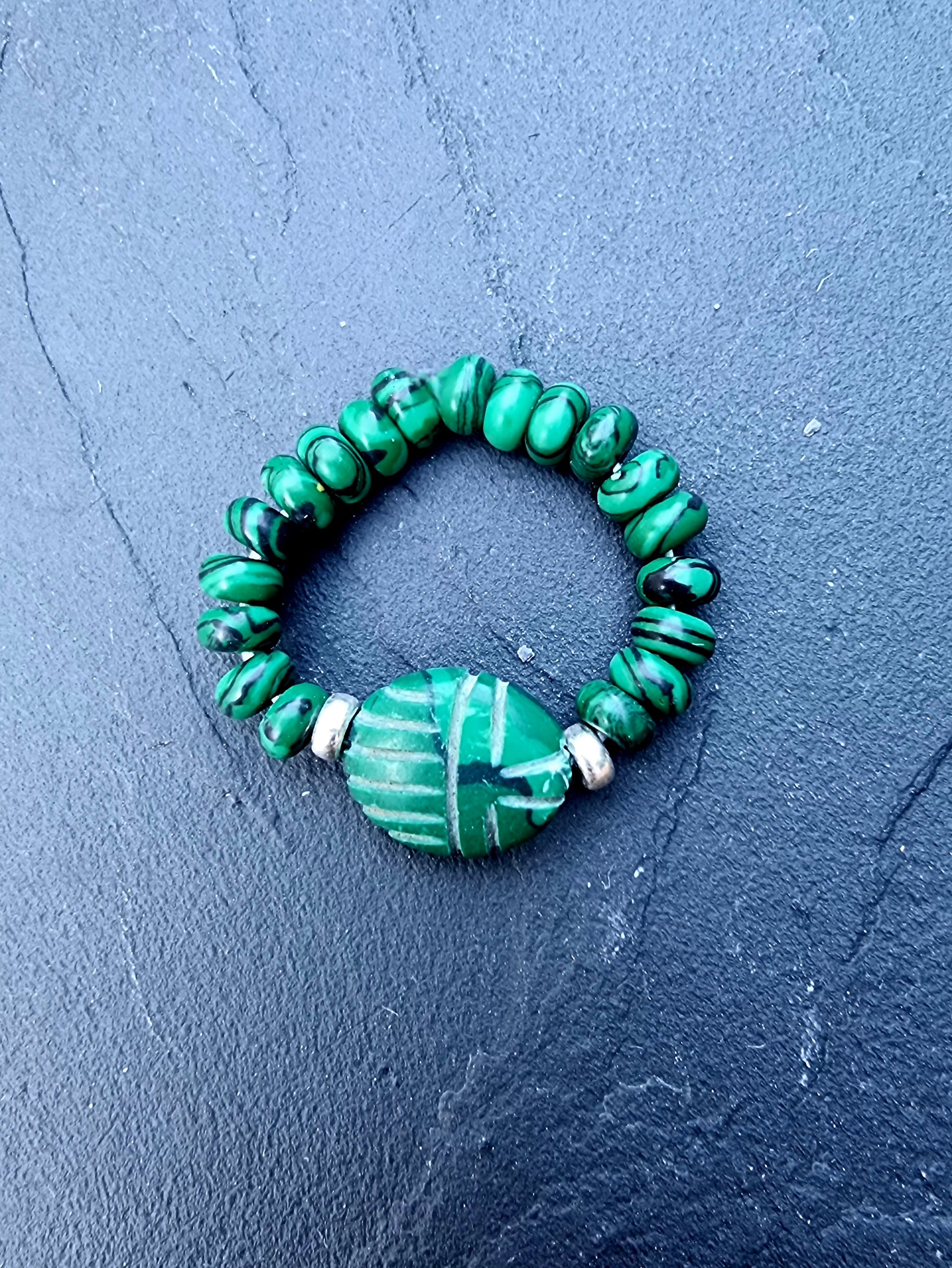 Bague " Scarabée Émeraude " https://www.b-tao.be/