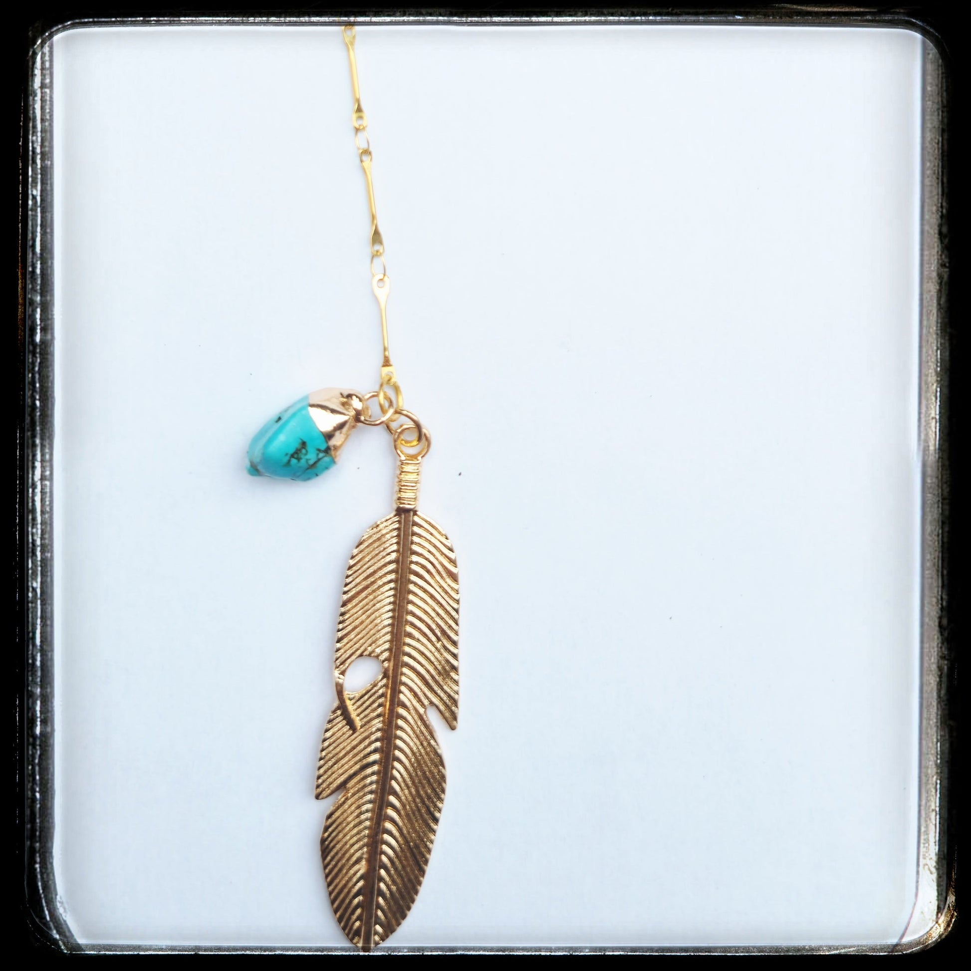 collier "Plume d'Azur" https://www.b-tao.be/