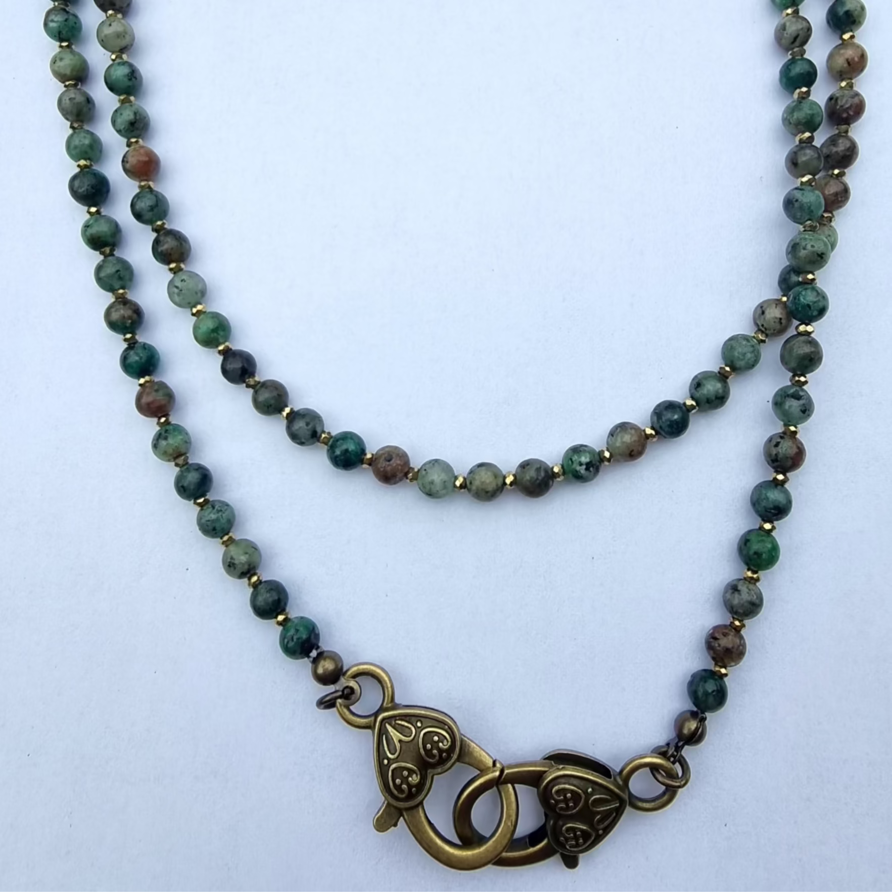 Collier "Mahasiah" https://www.b-tao.be/