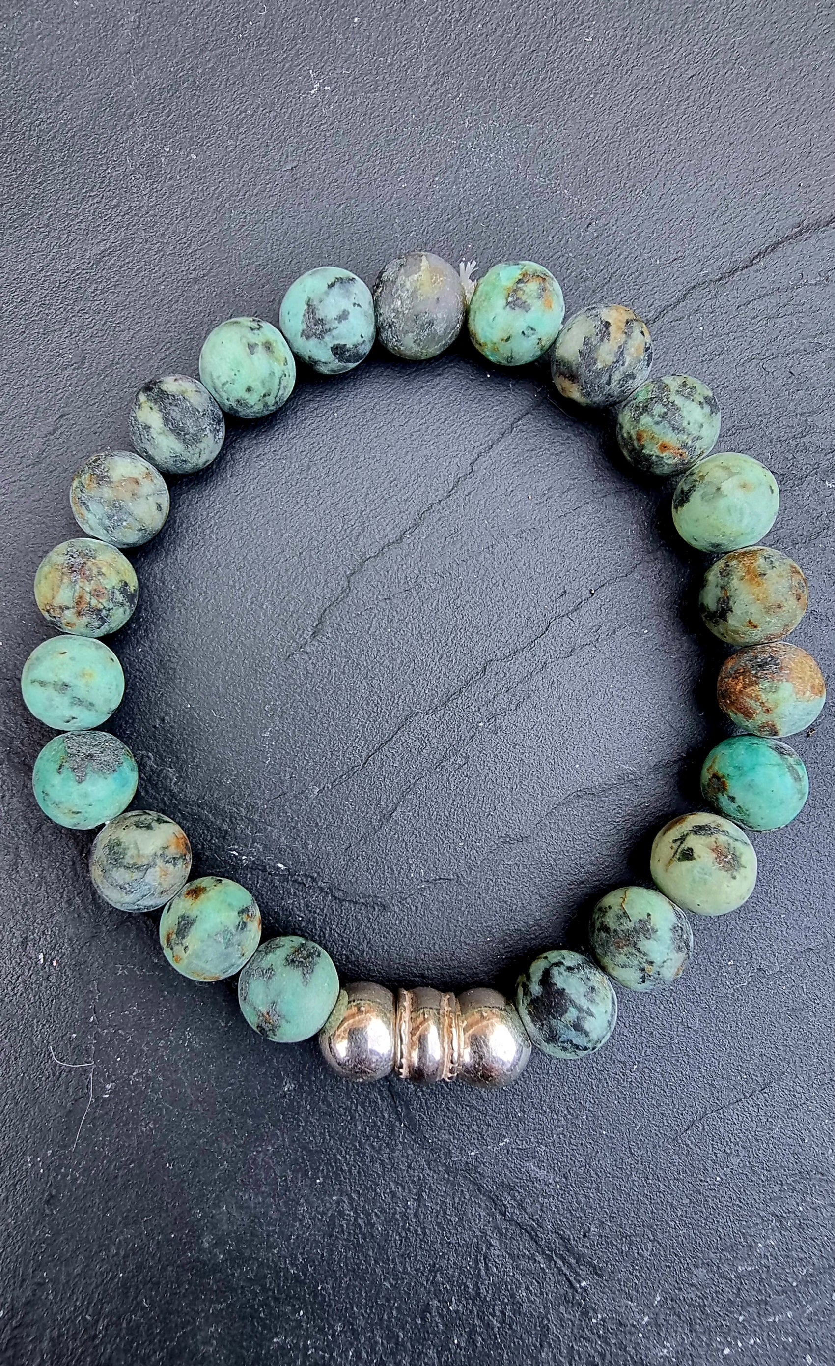 bracelet https://www.b-tao.be/