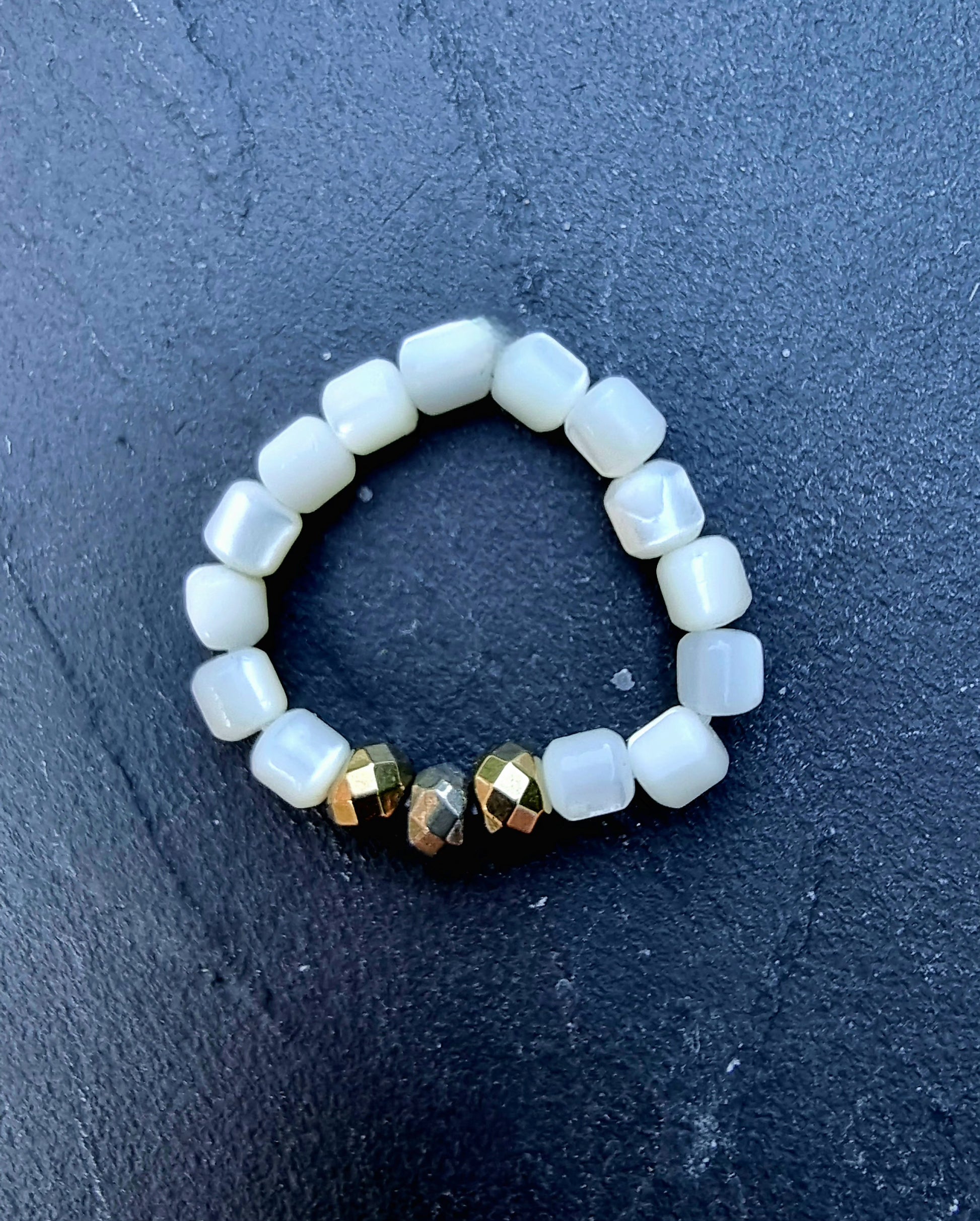Bague " Ombre et Lumière " https://www.b-tao.be/