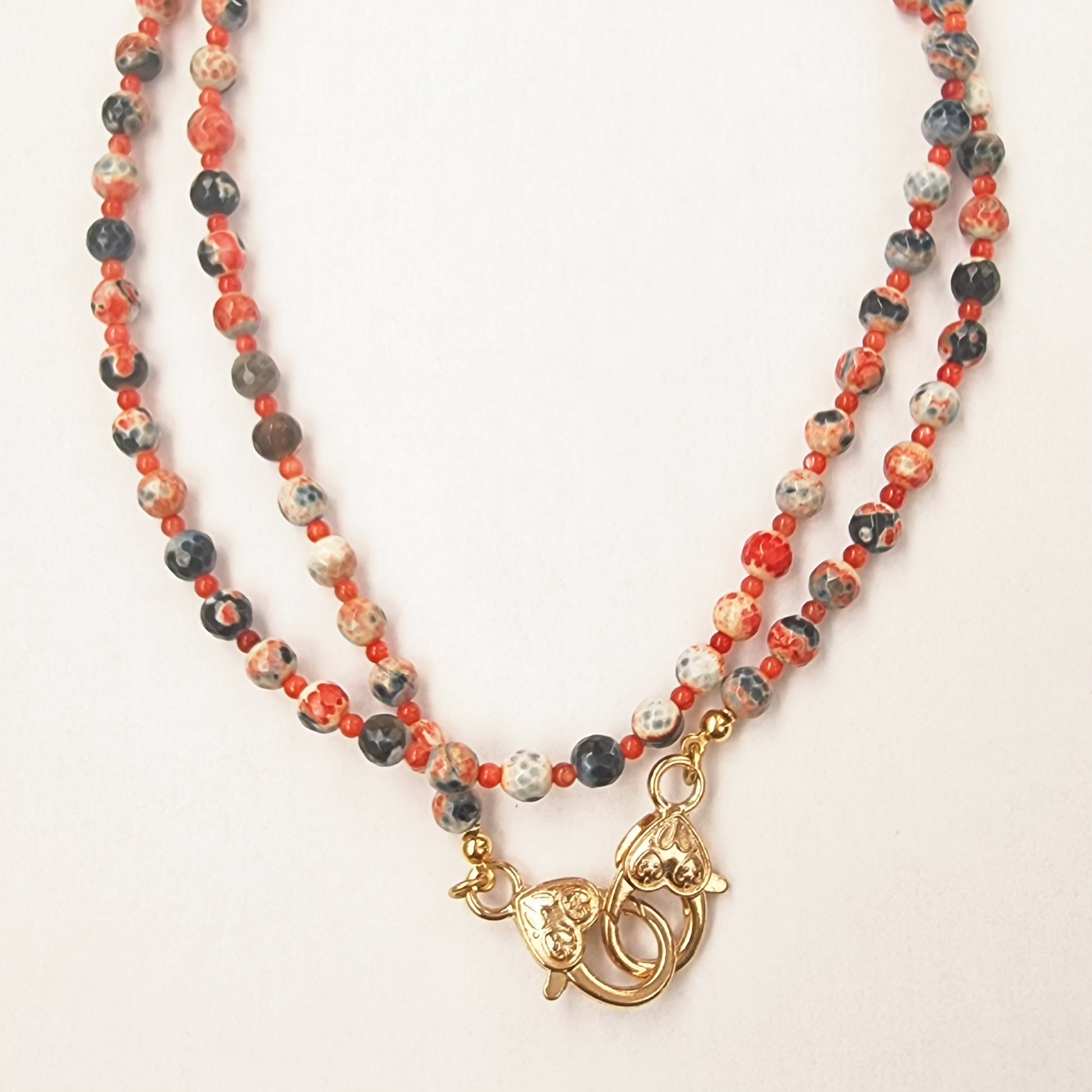 Collier "Mahasiah" https://www.b-tao.be/