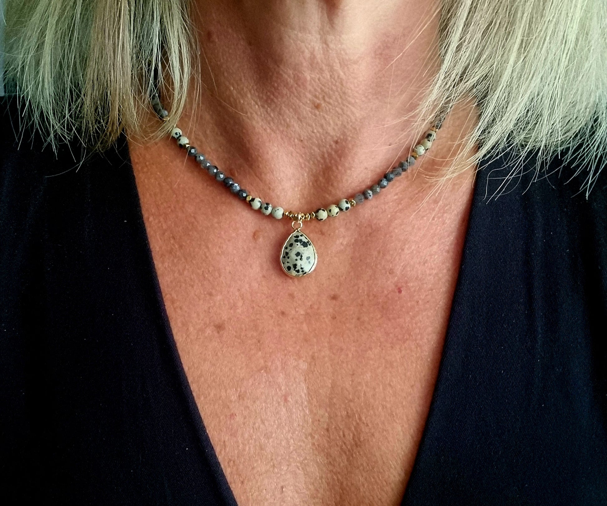 collier " https://www.b-tao.be/